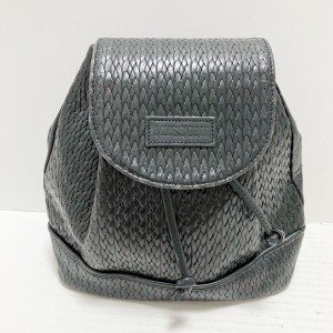 ミッソーニ MISSONI リュックサック レディース - 黒 巾着型/編み込み レザー【中古】20240327