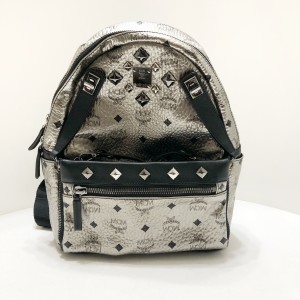 エムシーエム MCM リュックサック レディース 美品 デュアルスタークバックパック MMKAVE14SV001 シルバー×黒 スタッズ【中古】20240328