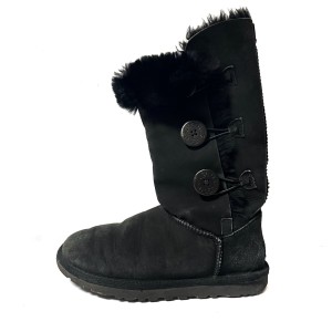 アグ UGG ブーツ 23 レディース ベイリーボタン トリプレット 1873 黒 ムートン【中古】20240416