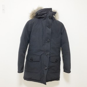 カナダグース CANADA GOOSE ダウンコート レディース 美品 - 2603JL 黒×ベージュ 長袖/冬【中古】20240315