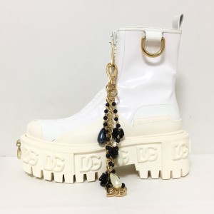 ドルチェアンドガッバーナ DOLCE&GABBANA ショートブーツ 36 レディース - 白×アイボリー エナメル（レザー）×ラバー【中古】20240407