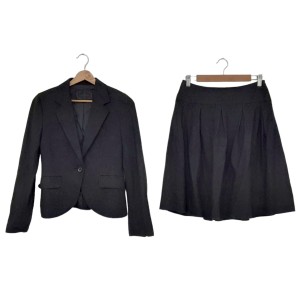 アンタイトル UNTITLED スカートスーツ レディース 美品 - 黒【中古】20240430