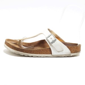 ビルケンシュトック BIRKEN STOCK サンダル 37 レディース - 白 エナメル（レザー）【中古】20240514