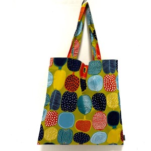 マリメッコ marimekko トートバッグ レディース 美品 - イエロー×レッド×マルチ 果物柄 コットン【中古】20240526