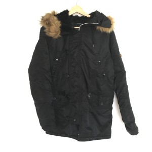 アルファ ALPHA INDUSTRIES コート サイズS メンズ - 黒 長袖/フェイクファー/中綿/ファー取り外し可/秋/冬【中古】20240601