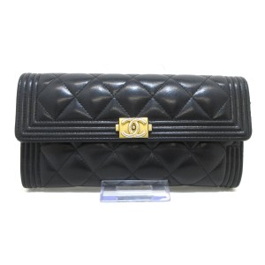 シャネル CHANEL 長財布 レディース ボーイシャネル 黒 ゴールド金具 ラムスキン【中古】20240526