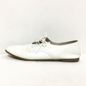 マーガレットハウエル MargaretHowell シューズ 23 レディース - 白 レザー【中古】20240611