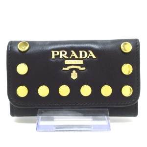 プラダ PRADA キーケース レディース 美品 - 1PG222 黒×ゴールド 6連フック/スタッズ カーフレザー×金属素材【中古】20240512