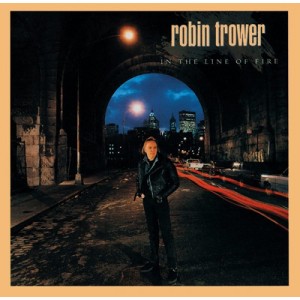 【CD輸入】 Robin Trower ロビントロワー / In The Line Of Fire 送料無料