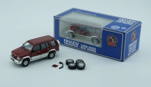 BM CREATIONS 1/64 いすゞ ビッグホーン 1998-2002 ダークレッド (RHD)【64B0336】ミニカー  返品種別B