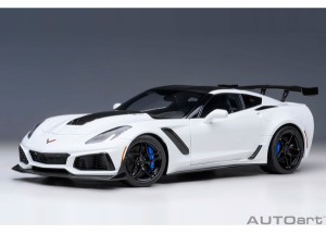 オートアート 1/18 シボレー コルベット (C7) ZR1 (ホワイト)【71270】ミニカー  返品種別B