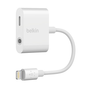 BELKIN F8J212BTWHT 3.5 mmオーディオ + 充電アダプタ3.5 mm Audio + Charge RockStar[F8J212BTWHT] 返品種別A