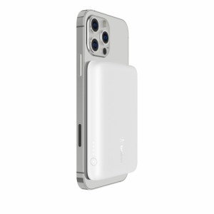 BELKIN BPD002BTWH iPhone用 MagSafe対応 磁気ワイヤレスモバイルバッテリ BOOST↑CHARGE 2500mAh（ホワイト）[BPD002BTWH] 返品種別A