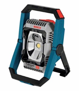 ボッシュ GLI 18V-2200C コードレス投光器(本体のみ、バッテリー・充電器は別売)BOSCH[GLI18V2200CBOSCH] 返品種別B