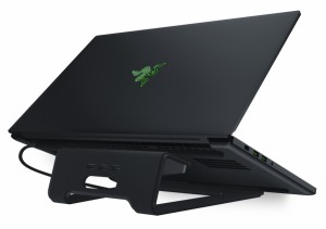 Razer RC21-01110200-R3M1 【国内正規品】15インチ対応 PCスタンド Laptop Stand Chroma[RC2101110200R3M1] 返品種別A