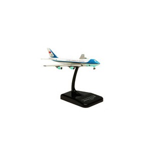 ホーガンウイングス 1/1000 B747-200 エアフォースワン【8683G】塗装済完成品  返品種別B