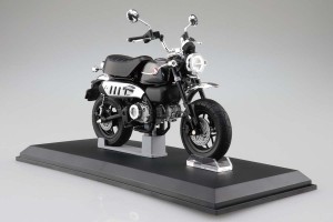 アオシマ（スカイネット） 1/12 完成品バイク Honda Monkey125 ’22 パールシャイニングブラック塗装済完成品  返品種別B