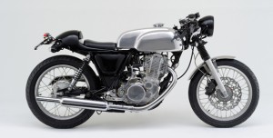 デイトナ 92255 スリップオンキャブトンタイプマフラー(クロームメッキ) SR400FIモデル専用DAYTONA[92255デイトナ] 返品種別A