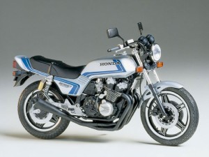 タミヤ 1/12 ホンダ CB750F カスタムチューン 【14066】プラモデル  返品種別B