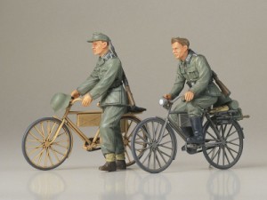 タミヤ 1/35 ドイツ歩兵 自転車行軍セット【35240】プラモデル  返品種別B