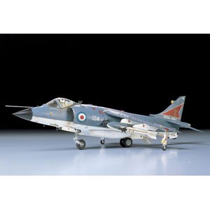 タミヤ 1/48 傑作機シリーズ イギリス海軍 シーハリアー FRS.1  【61026】  返品種別B