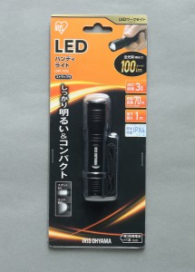 アイリスオーヤマ LWK-100Z LEDハンディライト ズーム機能付き　100ルーメンIRIS[LWK100Z] 返品種別A