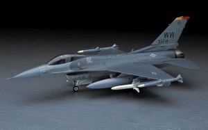 ハセガワ 【再生産】1/48 F-16CJ ファイティング ファルコン 三沢ジャパン【PT32】プラモデル  返品種別B