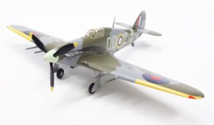 童友社 1/72 イギリス ホーカーハリケーンMk．II c塗装済完成品  返品種別B