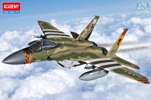 アカデミー 1/72 F-15C イーグル ”メダル・オブ・オナー 75周年記念塗装”【12582】プラモデル  返品種別B