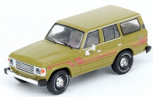 INNO MODELS 1/64 Toyota ランドクルーザー FJ60 オリーブグリーン【IN64-FJ60-OLGR】ミニカー  返品種別B