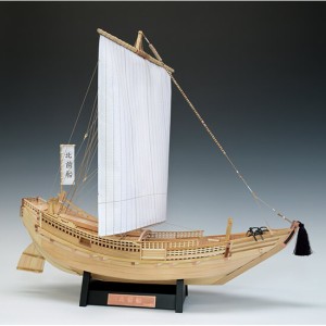 ウッディジョー木製建築模型1/72北前船