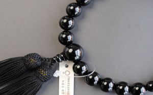 京都数珠製造卸組合・男性用数珠・ブラックオニキス・正絹頭房付