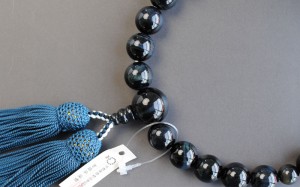 京都数珠製造卸組合・男性用数珠・青虎目・正絹頭房付　送料無料