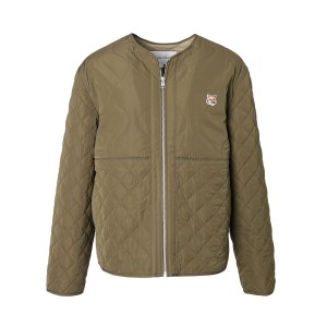 [あす着] メゾンキツネ MAISON KITSUNE ノーカラージャケット メンズ QUILTED BLOUSON IN NYLON WITH INSTITUTIONAL FOX HEAD PATCH