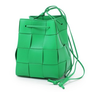 [あす着] ボッテガヴェネタ BOTTEGA VENETA クロスボディバッグ バケットバッグ レディース SMALL CASSETTE BUCKET BAG