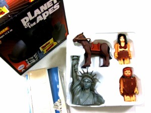 【新品】APE PLANET OF THE APES×MEDICOM TOY KUBRIC 猿の惑星フィギュアSet figure Set エイプ メディコムトイ キューブリック 028880