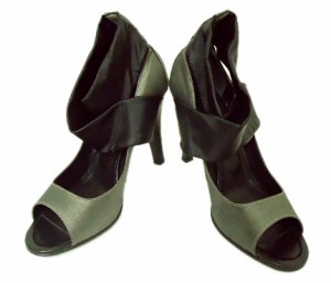 DAIANA「24」ドレスリボンヒールシューズ (Dress ribbon heel shoes) ダイアナ ミュール 053053【中古】