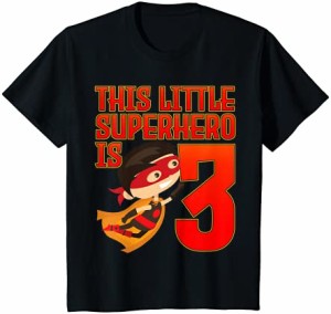 キッズ このリトルスーパーヒーローは3歳のヒーロー3歳の誕生日です Tシャツ