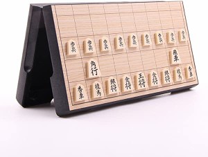将棋セット 折りたたみ式 将棋盤 マグネット付き駒 コンパクト 旅行 日本将棋 初心者 こども 大人向け ボードゲーム