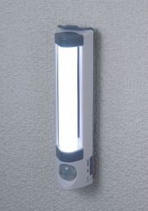ELPA [PM-L255] LEDセンサー付ライト