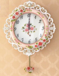 クロック。壁掛け時計 かけ時計 姫系雑貨 花柄