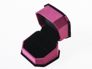 リボン付き 上品感 ブラック×ピンク 起毛布 アクセサリー収納ケース ディスプレイボックス #指輪用 送料込