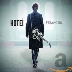 Strangers(中古品)