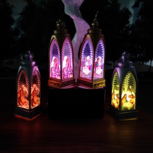 LED 7色は宗教的なアーチの風ライトのクリスマスツリーの装飾を変えます