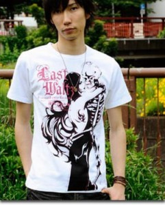 半袖 Tシャツ カットソー トップス メンズファッション 日本製 ライン状 メタリックプリント アクセント セクシー クール オススメ