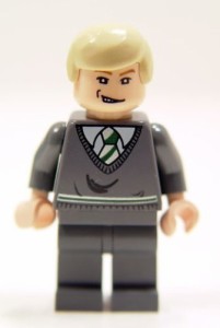 ハリー・ポッター アメリカ直輸入 おもちゃ LEGO Harry Potter: Draco Malfoy, Dark Grey Sweater