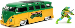 ジャダトイズ ミニカー ダイキャスト TMNT - Leonardo & 1962 VW Bus - 1:24