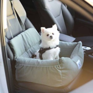 ペット用ドライブボックス 猫用 犬用 車載用 飛び出し防止 リード付き 設置簡単 滑り止めペット用ドライブボックス 車用 座席 ペットシー