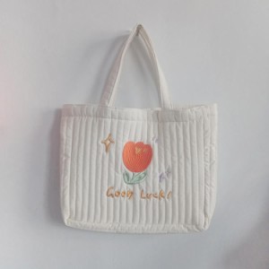 カバン 手提げ レディース トートバッグ A4 刺繍 コットン 通学 ハンドバッグ お弁当バッグ かわいい サブバッグ 大学生 レディースバッ