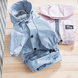 犬用レインコート 犬レインコート ペットレインコート 犬服 ペット雨具 梅雨 対応 ペット雨服 着せやすい リード穴あり 帽子付 通気 完全